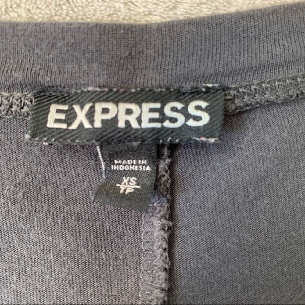 Express Basic Quarter Length Butterfly Sleeves - image 3